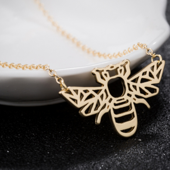 🍒 ORIGAMI Honey Bee 🐝 Necklace - Picture 3 of 6